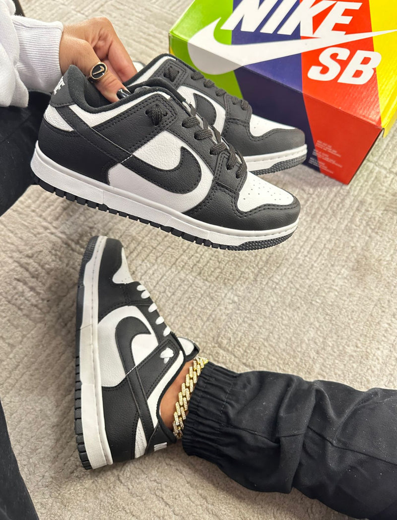 TÊNIS AIR DUNK PRETO BRANCO