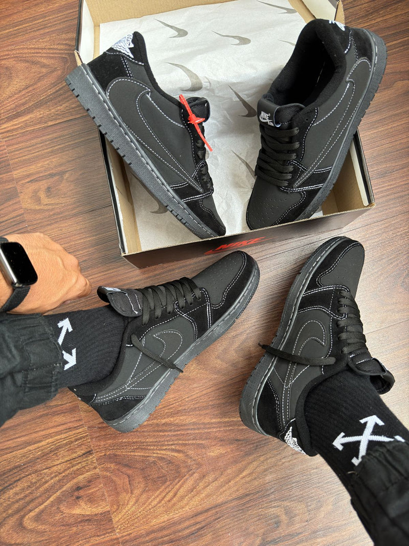 Travis Scott Air Jordan 1 Low Black