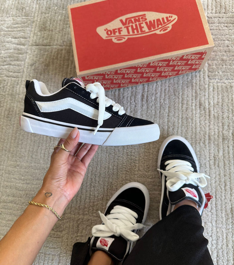 Tênis KNU Skool Black True White Trazem