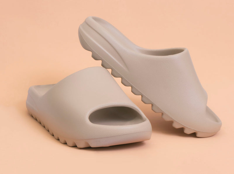 CHINELO SLIDE NUVEM YEEZY BEGE
