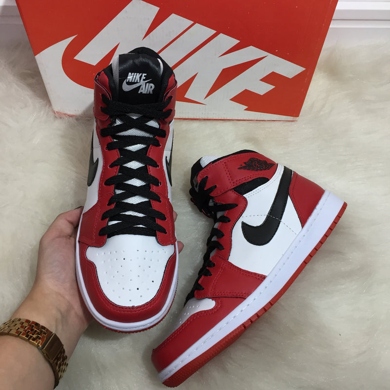 BOTA NIKE AIR JORDAN VERMELHA/BRANCA