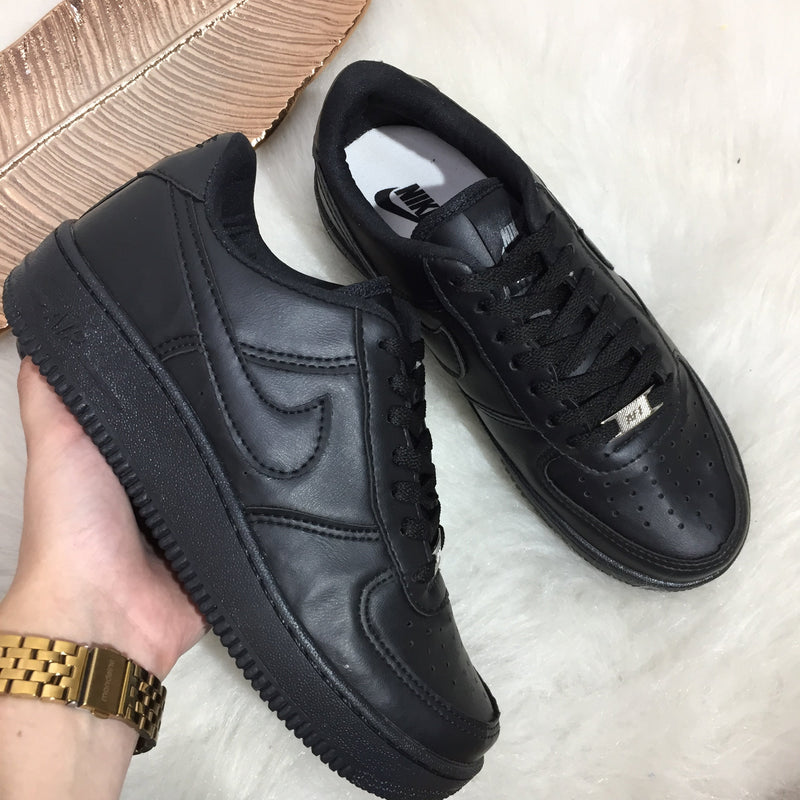 TÊNIS NIKE AIR FORCE PRETO