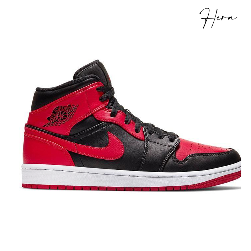 BOTA NIKE AIR JORDAN PRETA COM VERMELHO