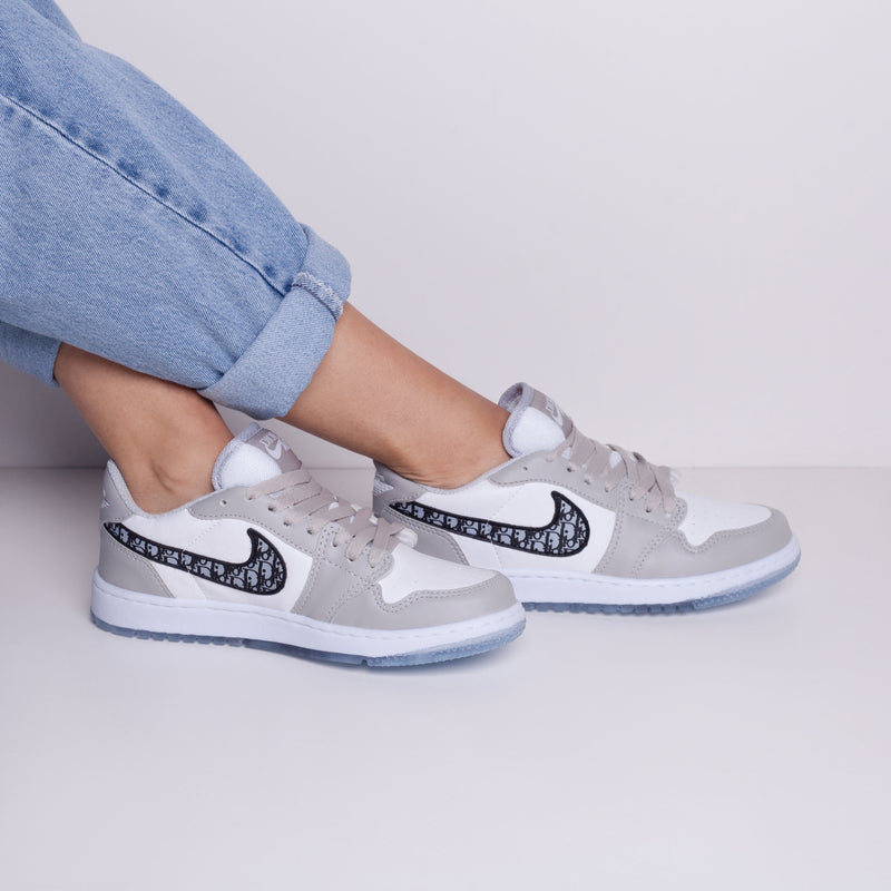 TÊNIS SB AIR DIOR BRANCO CINZA