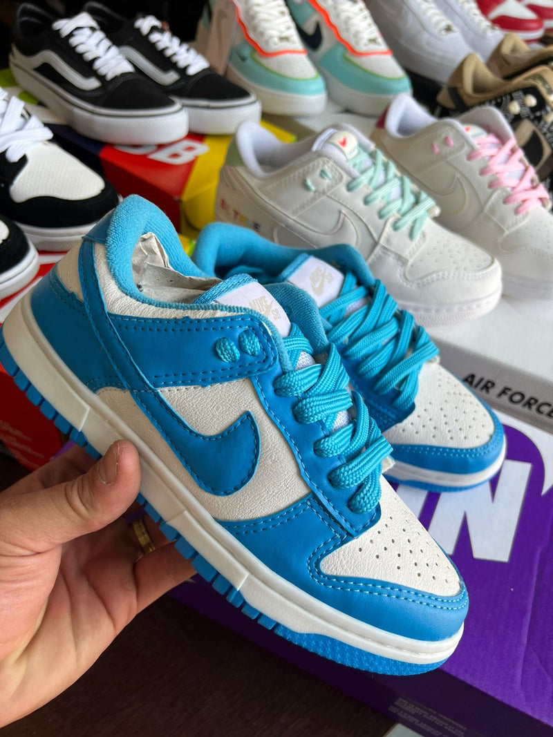 TÊNIS NIKE AIR DUNK AZUL BRANCO