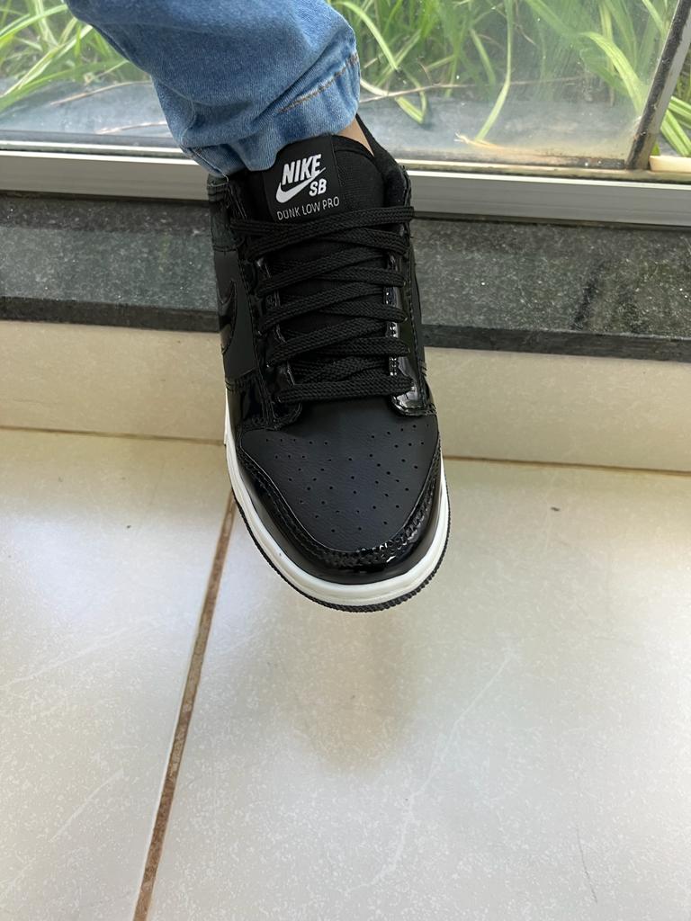 TÊNIS AIR DUNK BLACK VERNIZ