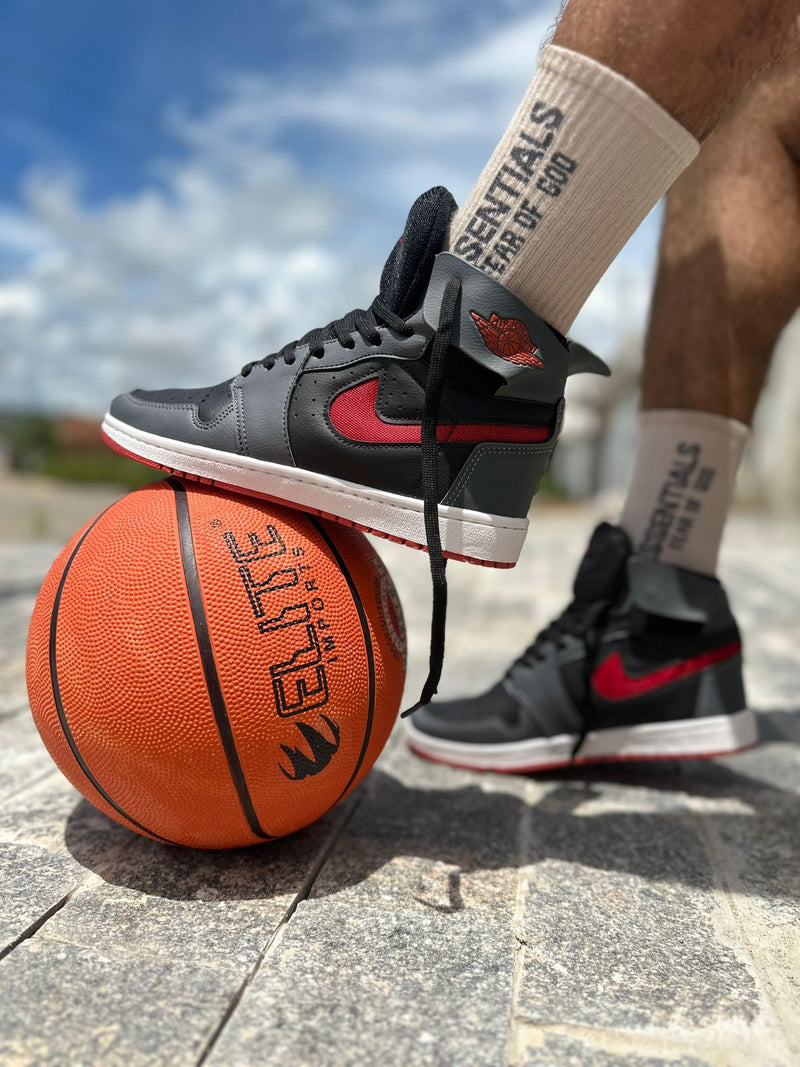 BOTA NIKE AIR JORDAN ZOOM PRETO VERMELHA