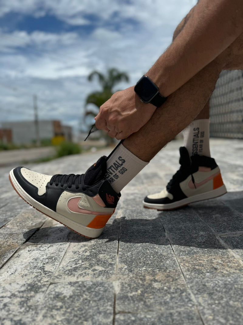 BOTA NIKE AIR JORDAN ZOOM LARANJA