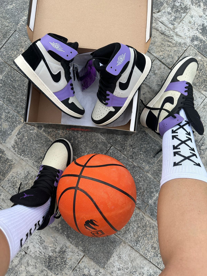 BOTA NIKE AIR JORDAN ZOOM ROXA