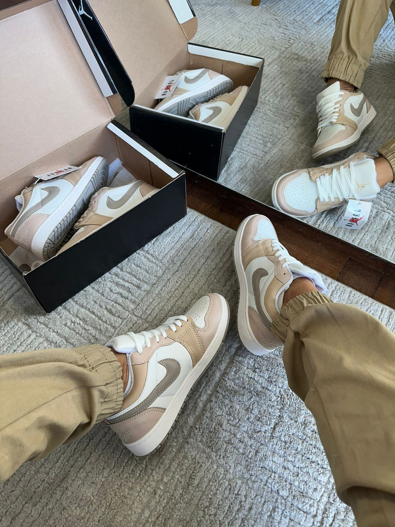 TENIS  AIR JORDAN BEGE