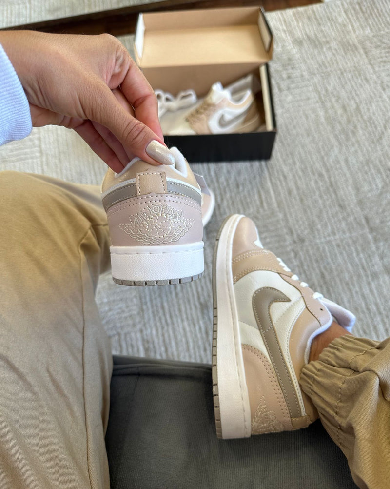 TENIS  AIR JORDAN BEGE
