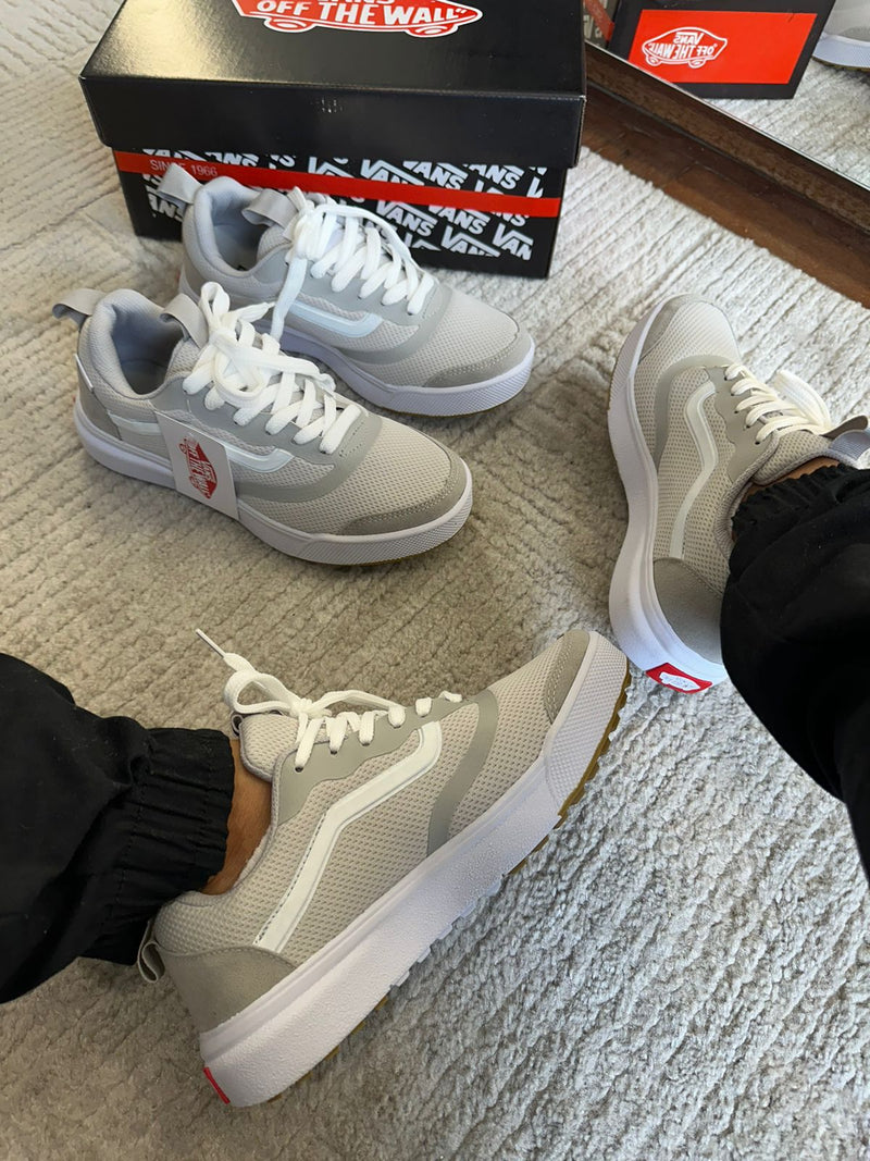 TENIS VANS ULTRARANGE