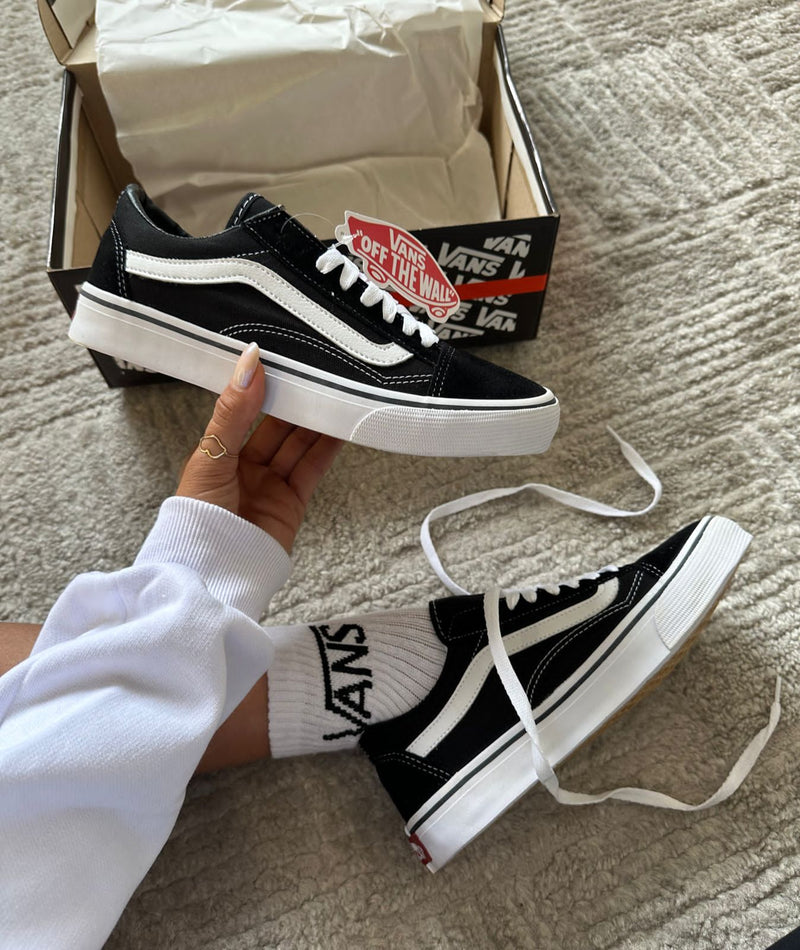 TENIS VANS OLD SKOOL PRETO/BRANCO
