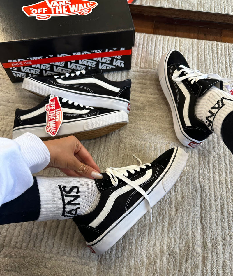 TENIS VANS OLD SKOOL PRETO/BRANCO