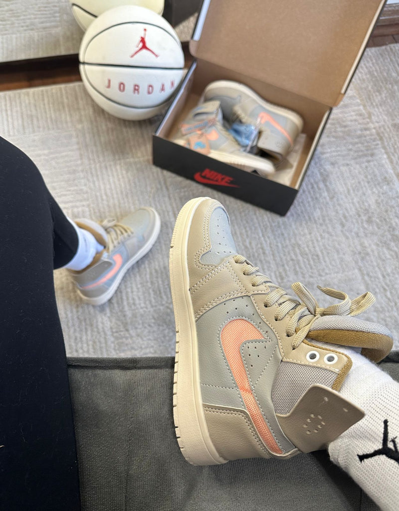 BOTA NIKE  JORDAN 1 ZOOM BEGE/GELO/SALMAO