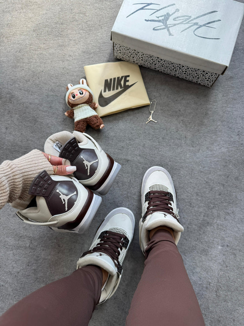 BOTA NIKE AIR JORDAN 4 OFF CAFÉ