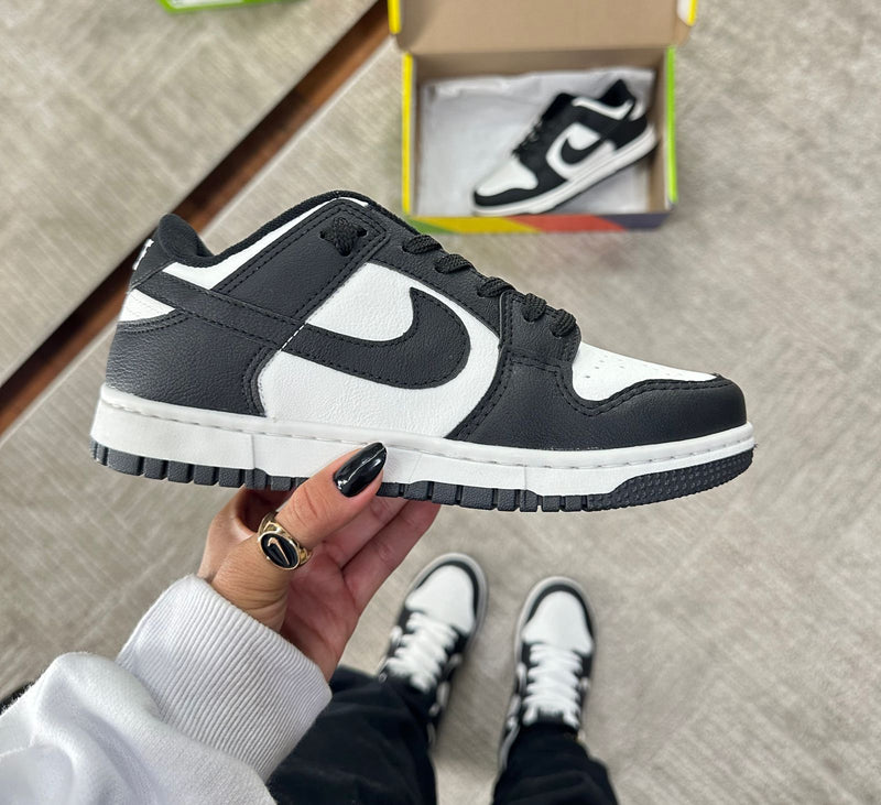 TÊNIS AIR DUNK PRETO BRANCO