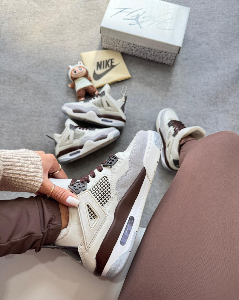 BOTA NIKE AIR JORDAN 4 OFF CAFÉ